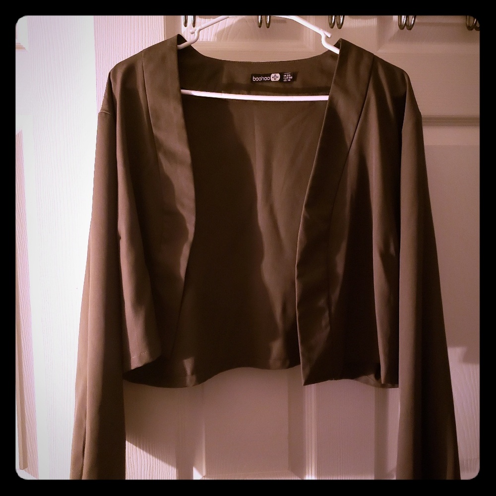 Cropped jacket